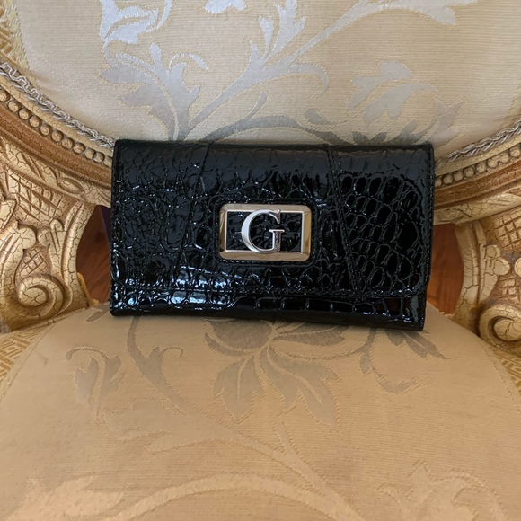 Guess Slim Trifold Croc Wallet - Picture 1 of 5